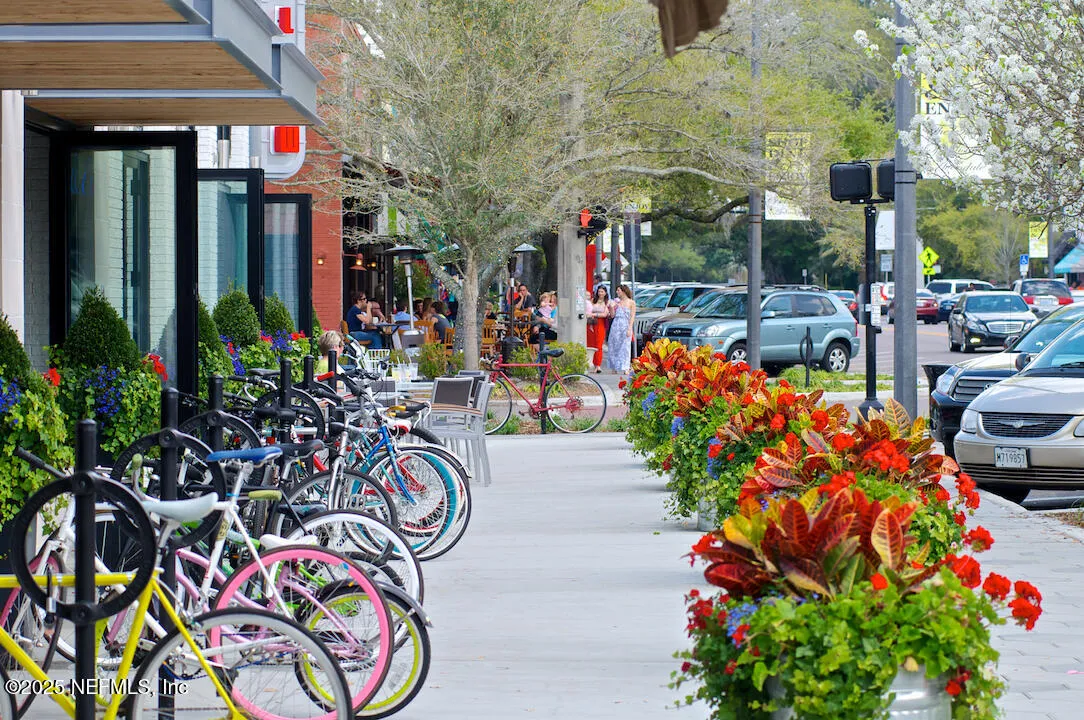 Jacksonville, Florida, 32205, United States, 4 Bedrooms Bedrooms, ,3 BathroomsBathrooms,Residential,Active,1929483