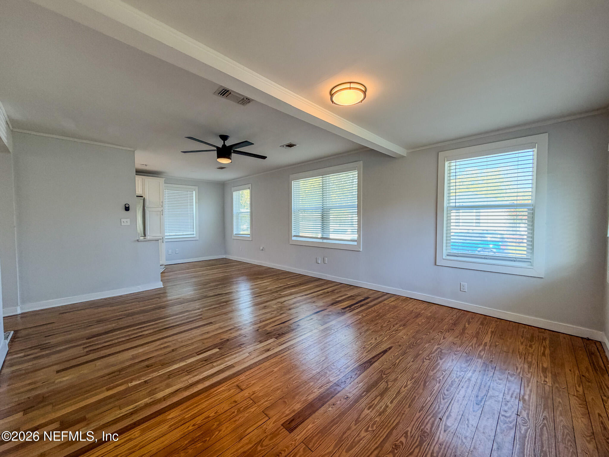 1368 RENSSELAER Avenue