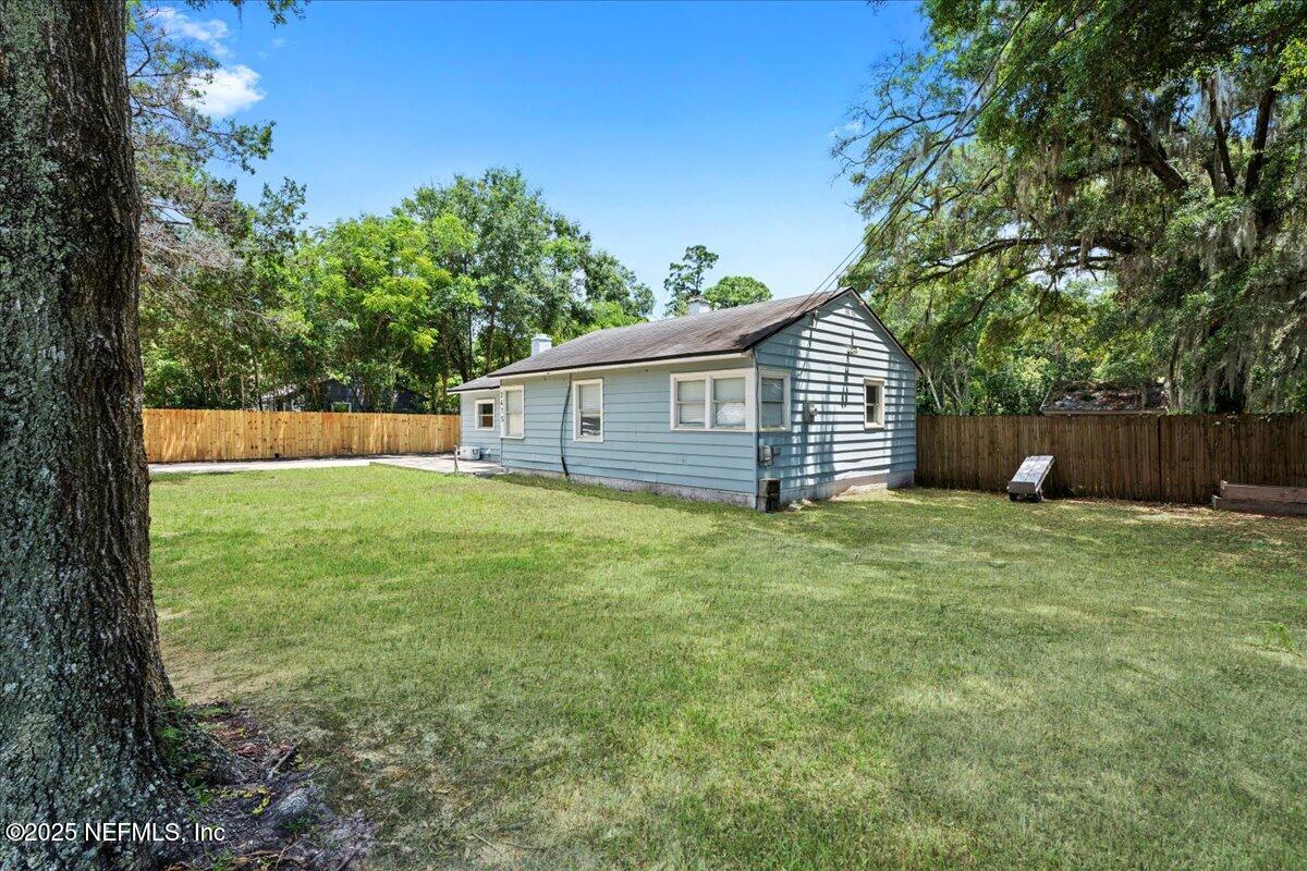 2415 PEACH Drive