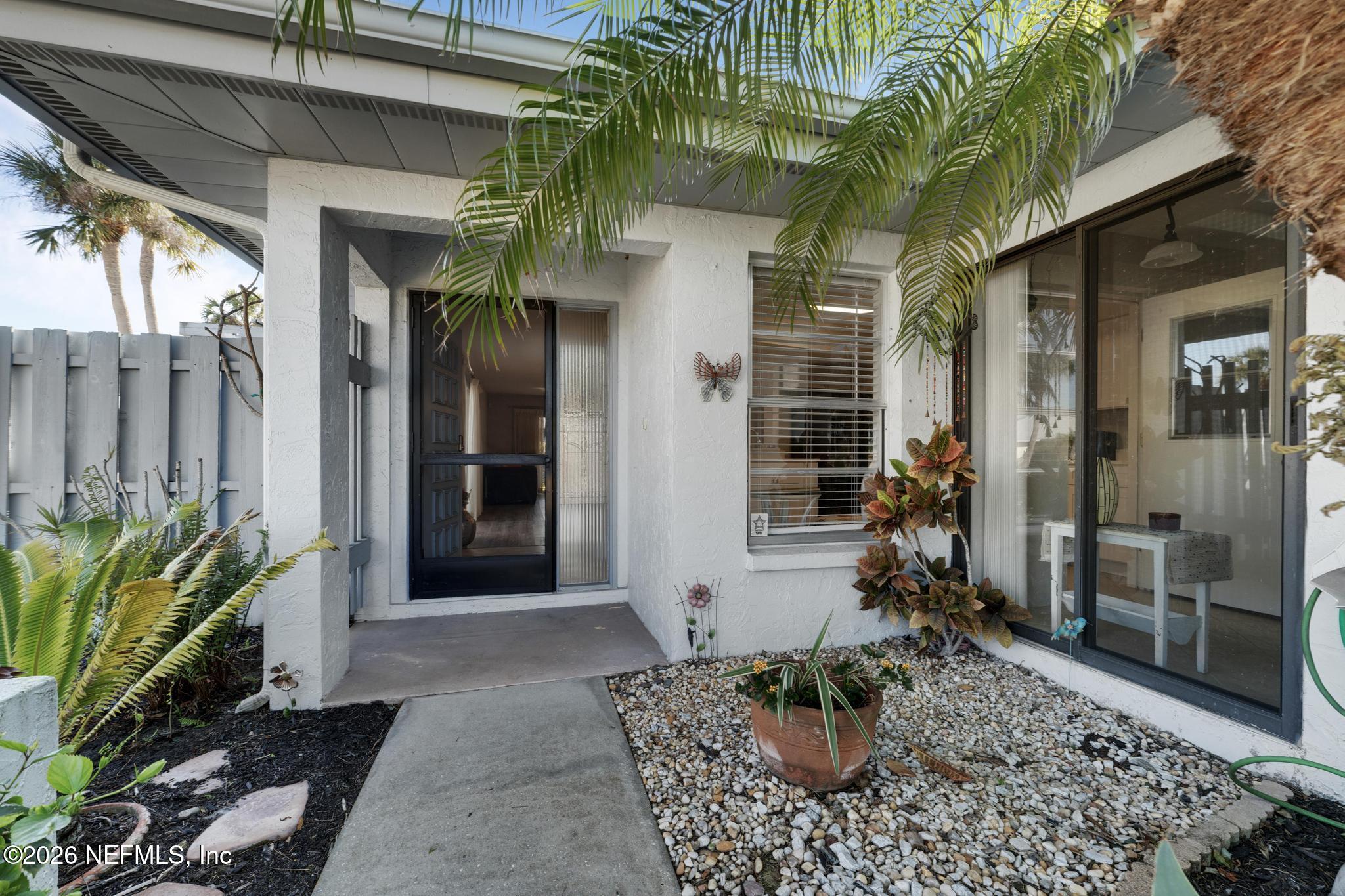 4201 CENTER GATE Lane