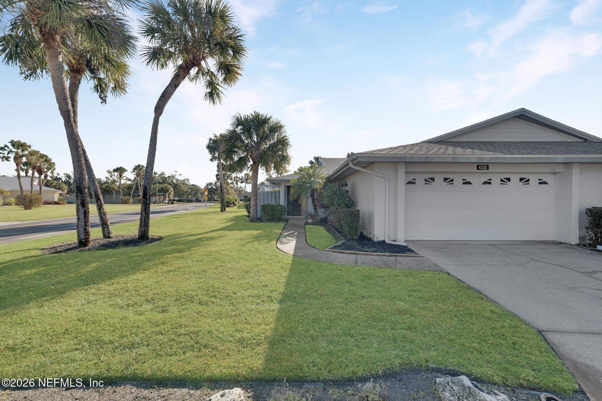 4201 CENTER GATE Lane