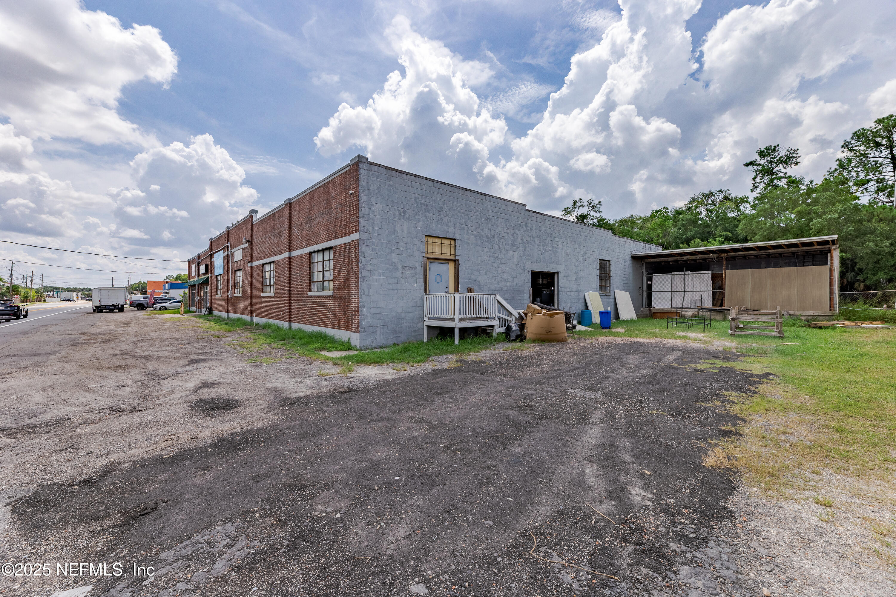 5120 W BEAVER Street