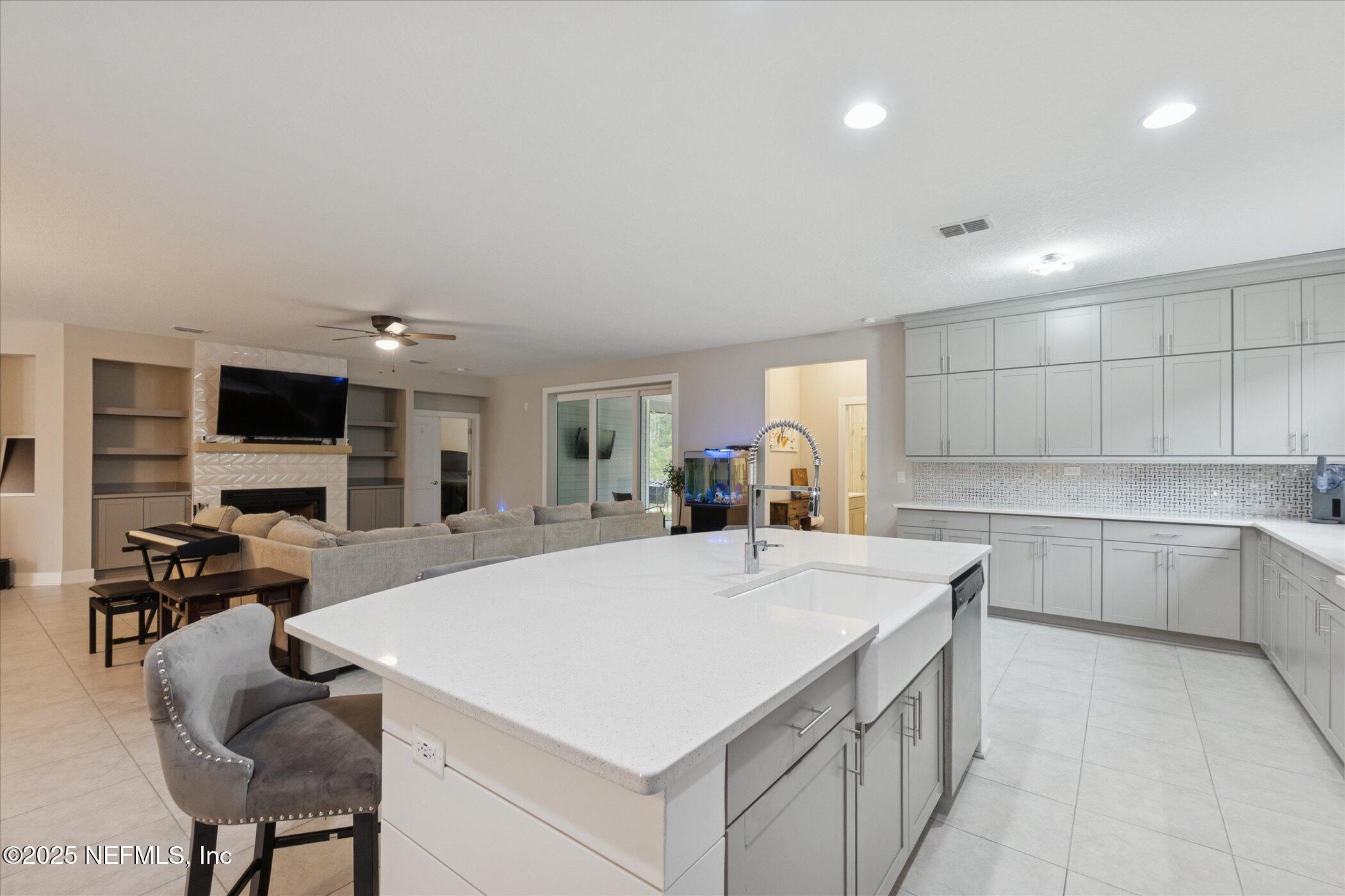 75470 SUNBERRY Drive