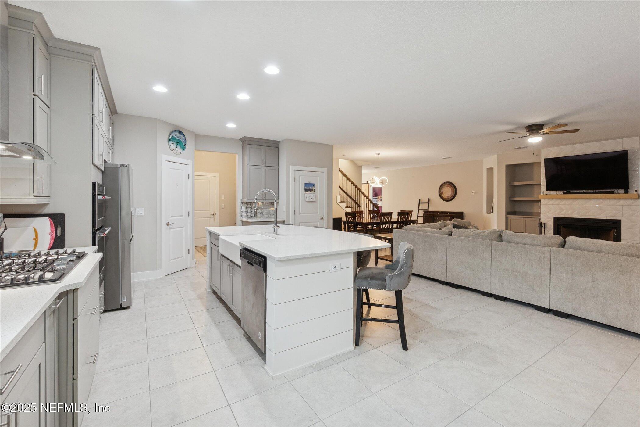 75470 SUNBERRY Drive