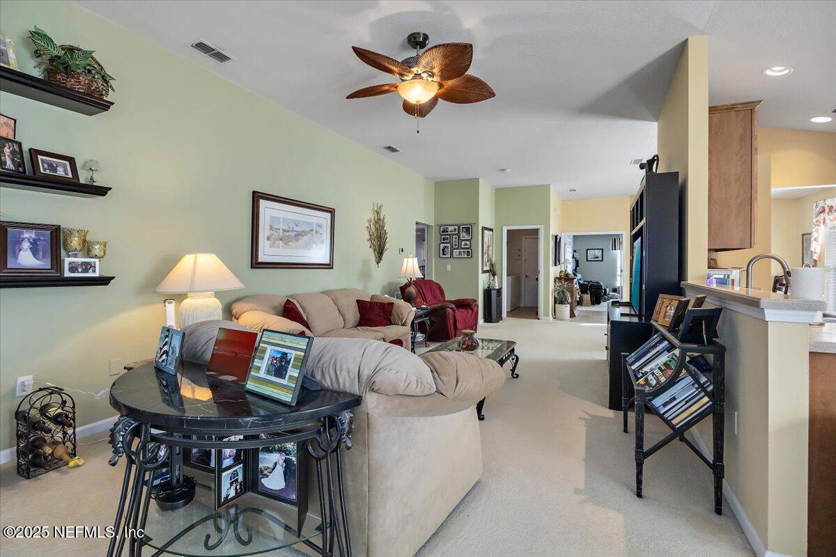 9126 HONEYBEE Lane