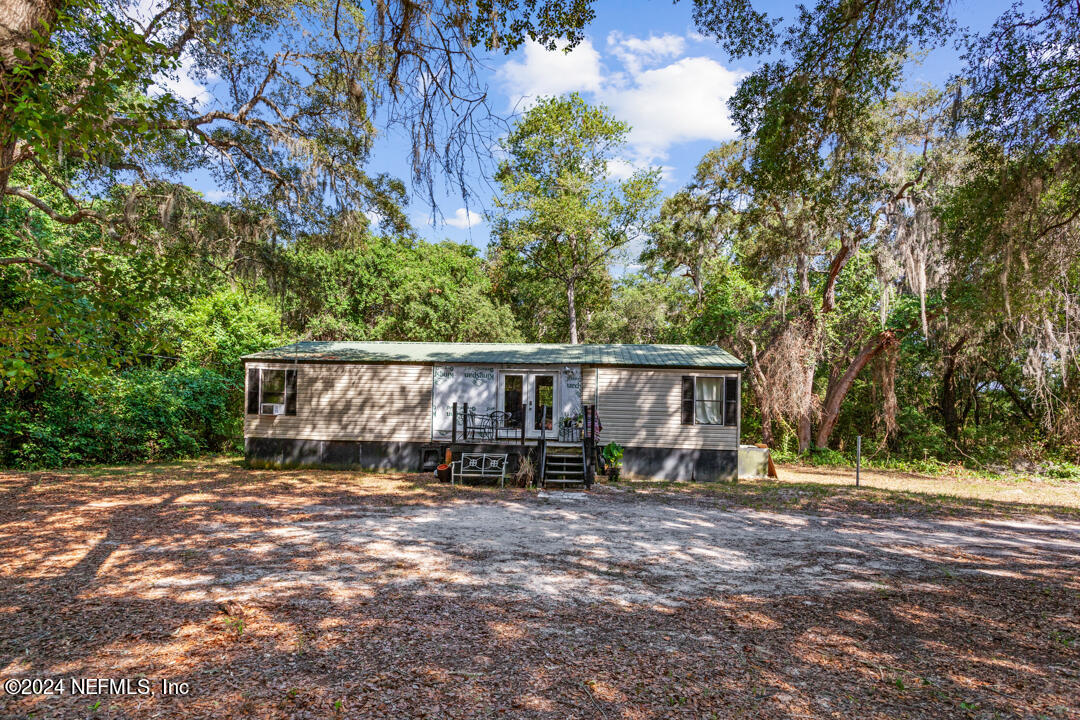 8118 COUNTY LINE Road