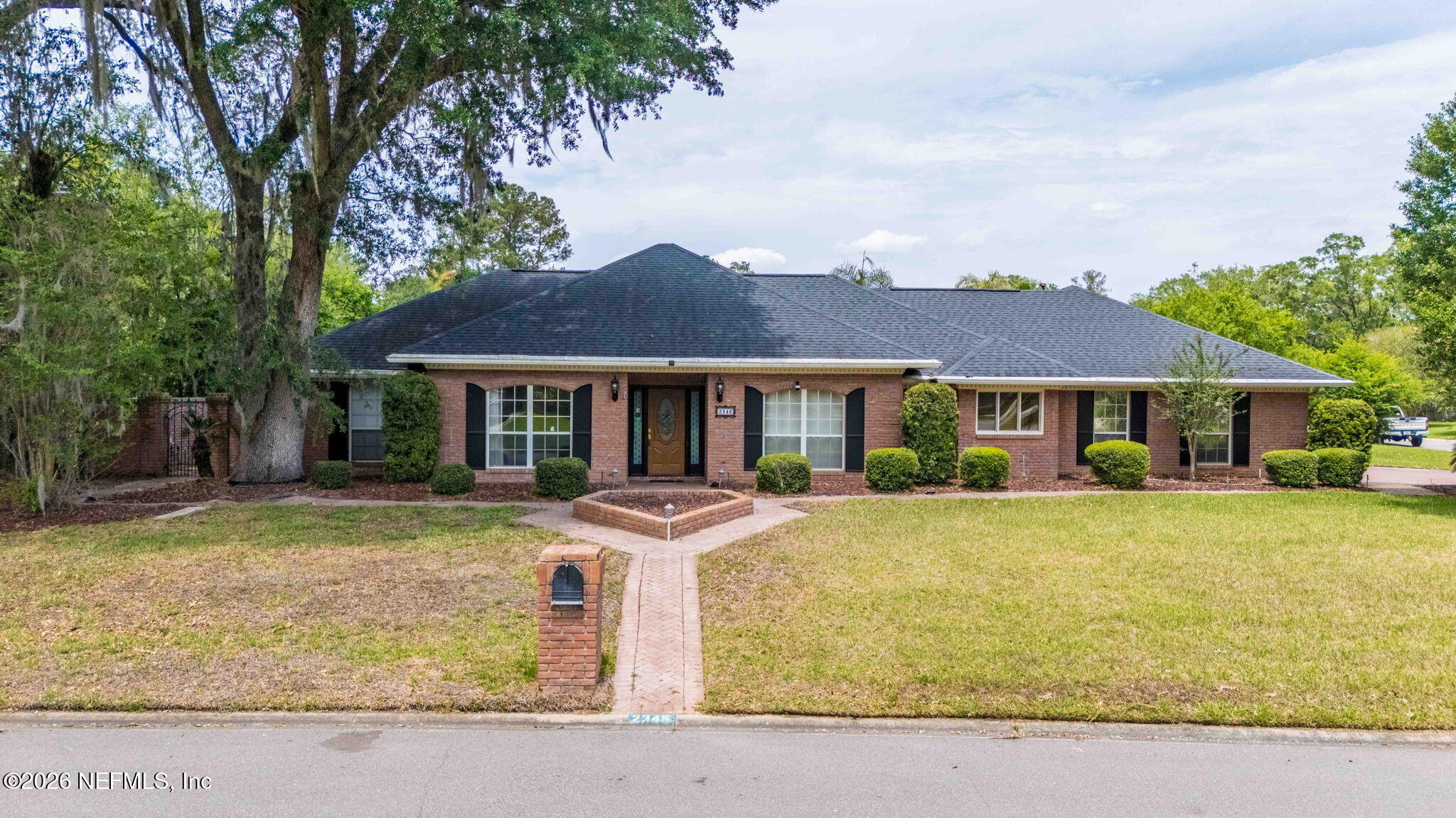 2346 LAVISTA Lane