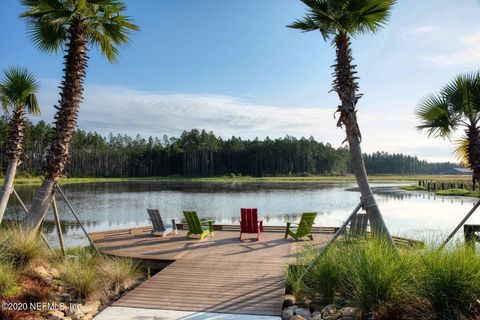 A home in Yulee