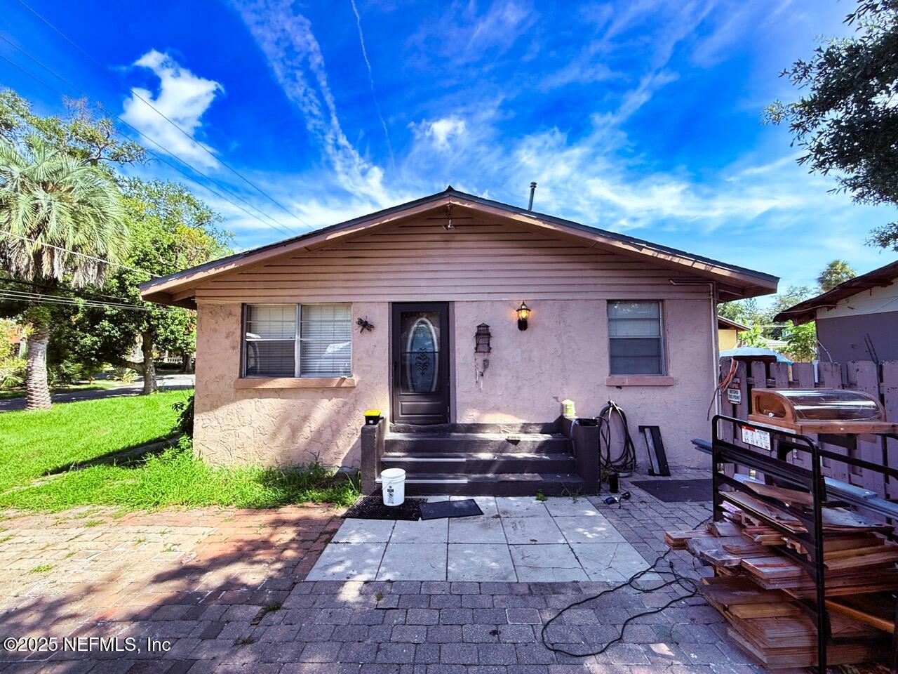 4260 IRVINGTON Avenue