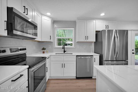 2050 LAUREL Drive Middleburg FL 32068