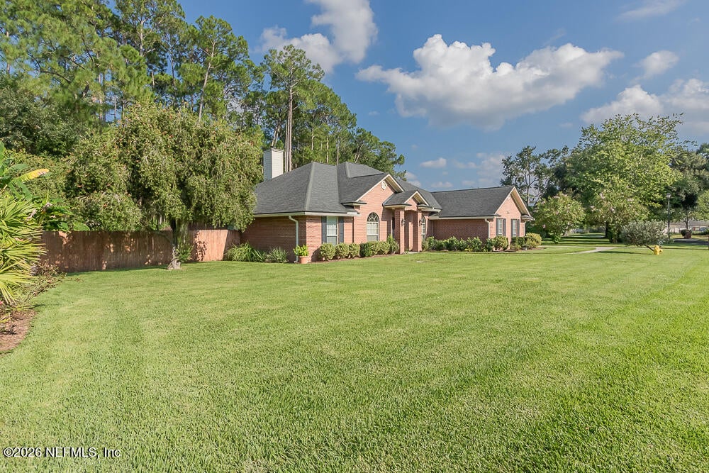 1737 HEATHERWOOD Drive
