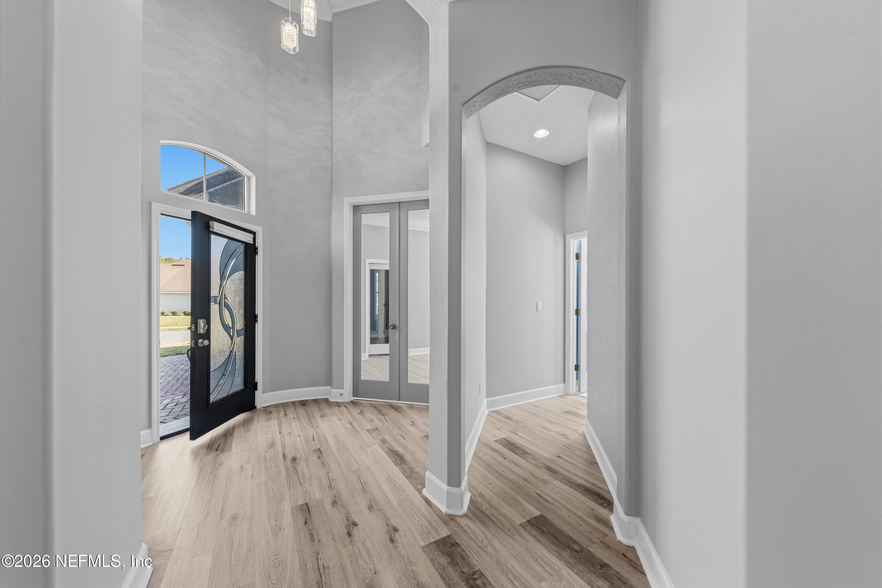 1123 GREEN PINE Circle