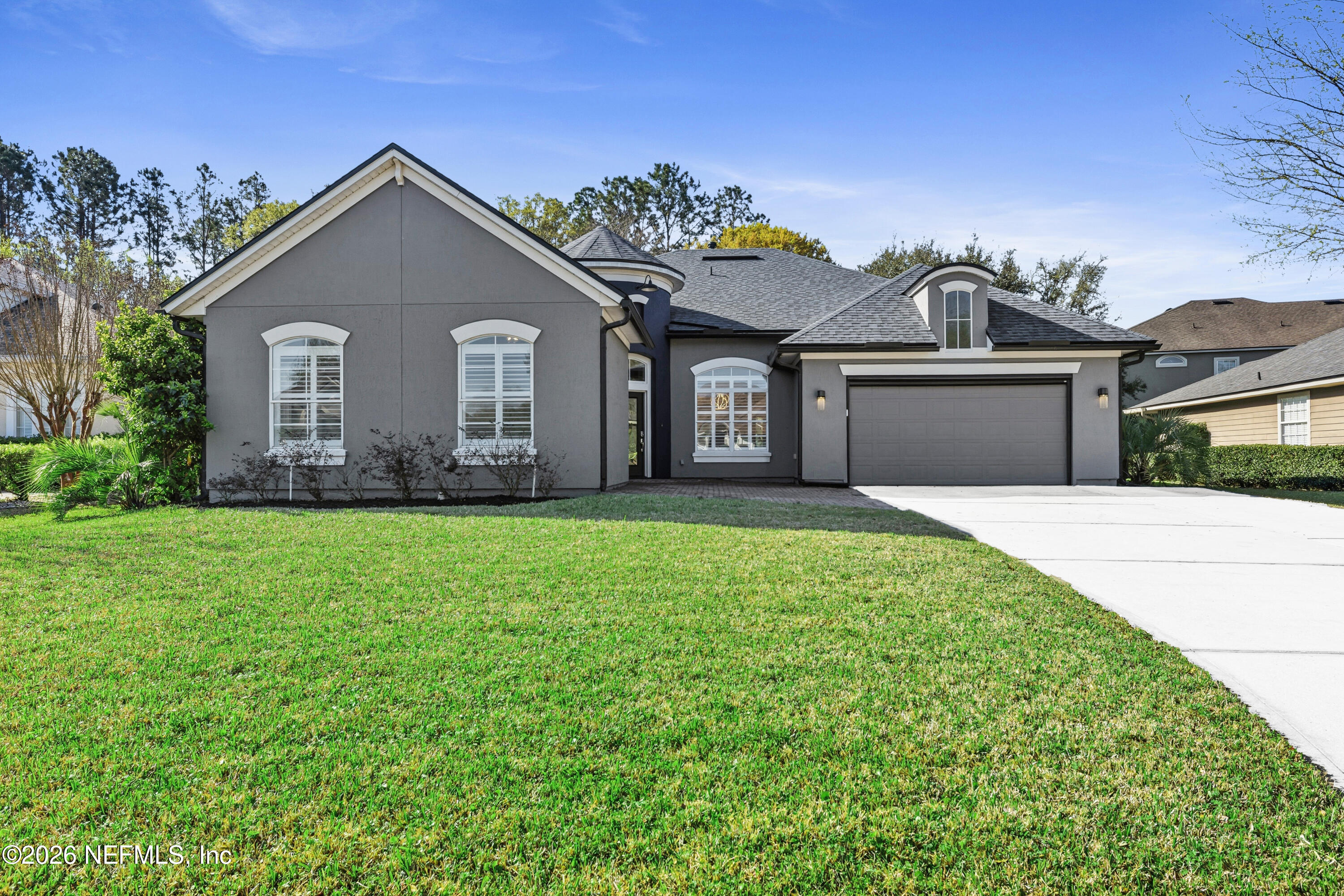 1123 GREEN PINE Circle