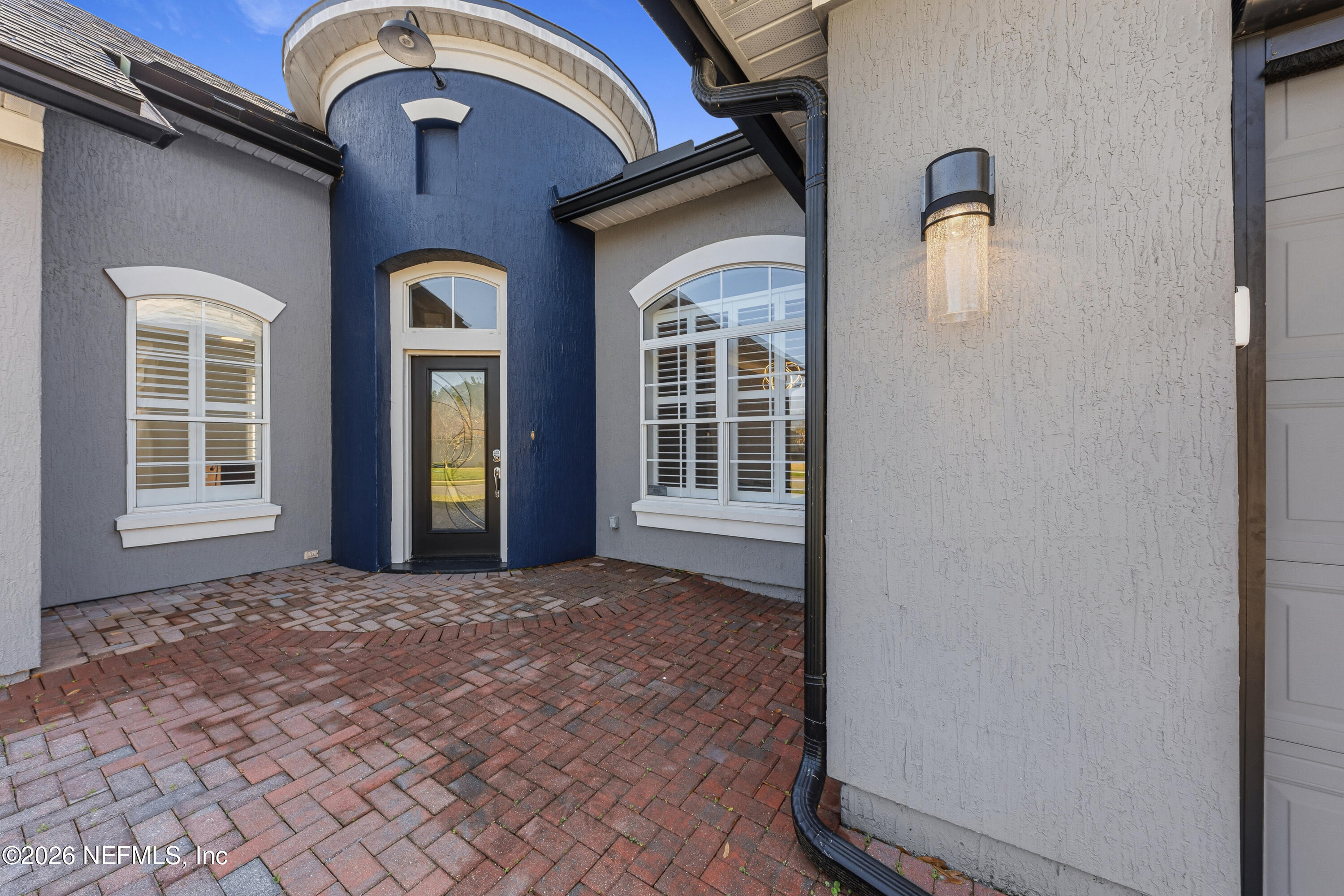 1123 GREEN PINE Circle
