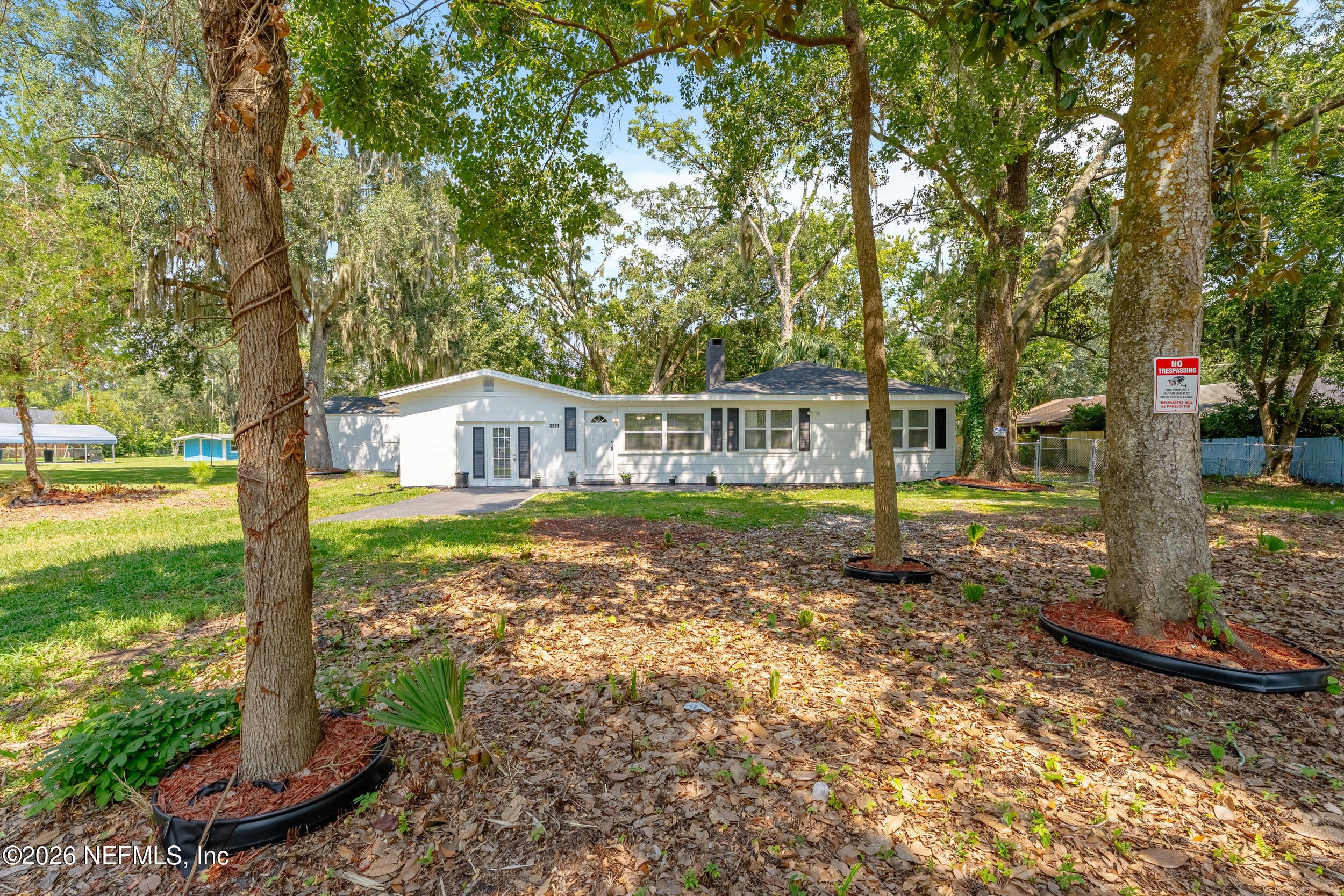3261 TIGER HOLE Road