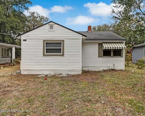 Photo of 1643 W 34TH Street, Jacksonville, FL 32209 (MLS # 2130100)