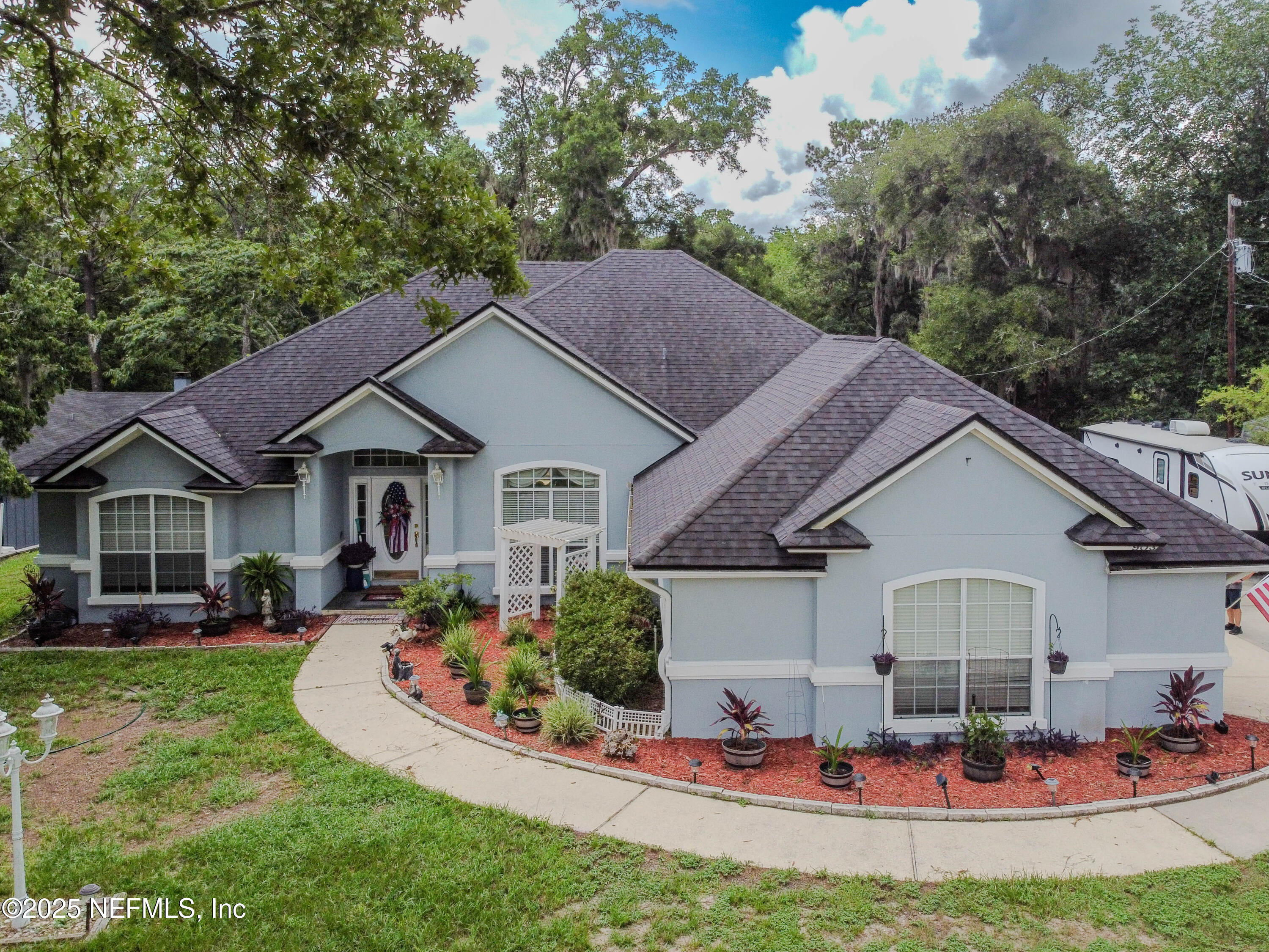 903 LAKE ASBURY Drive
