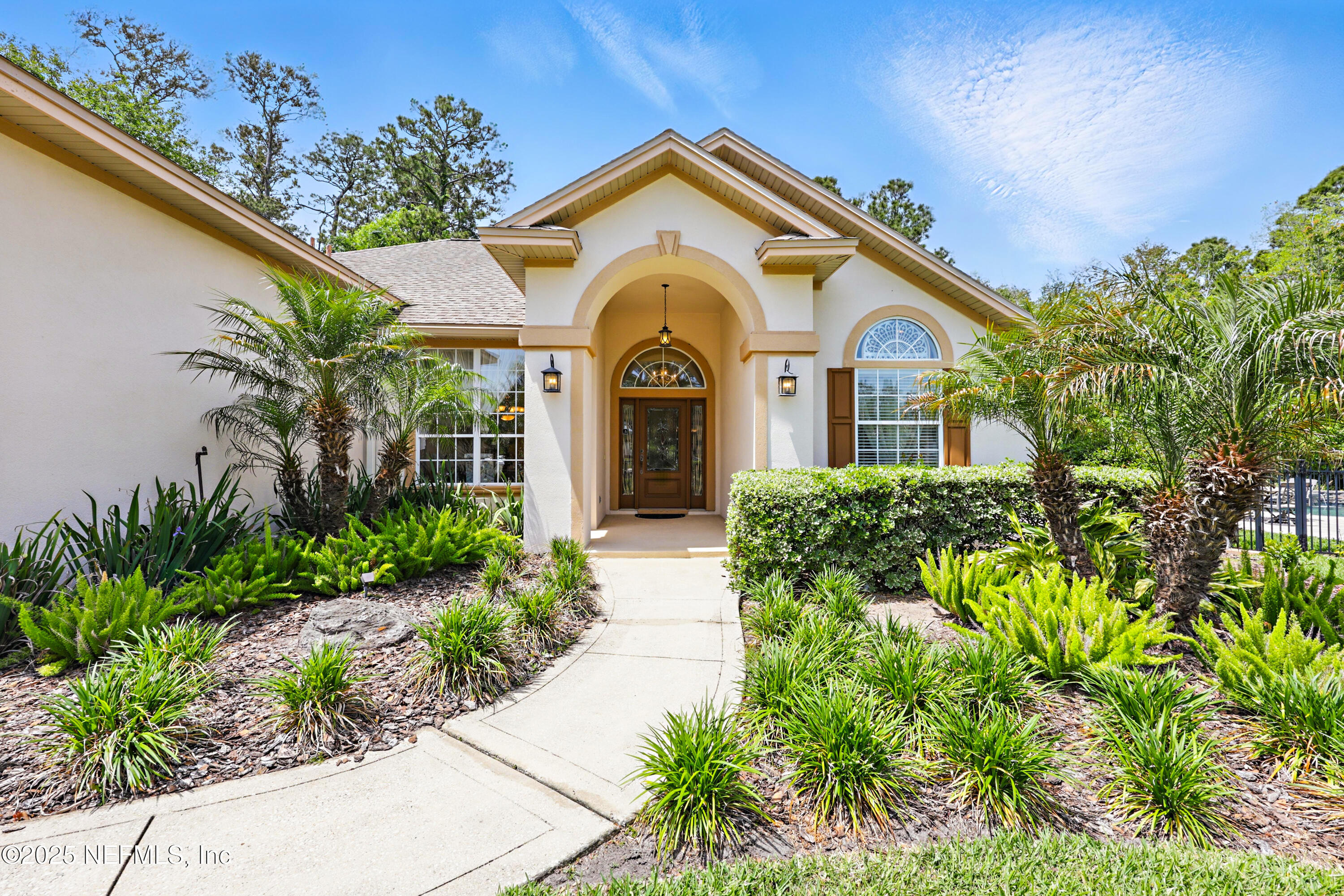 104 TWIN CEDAR Court