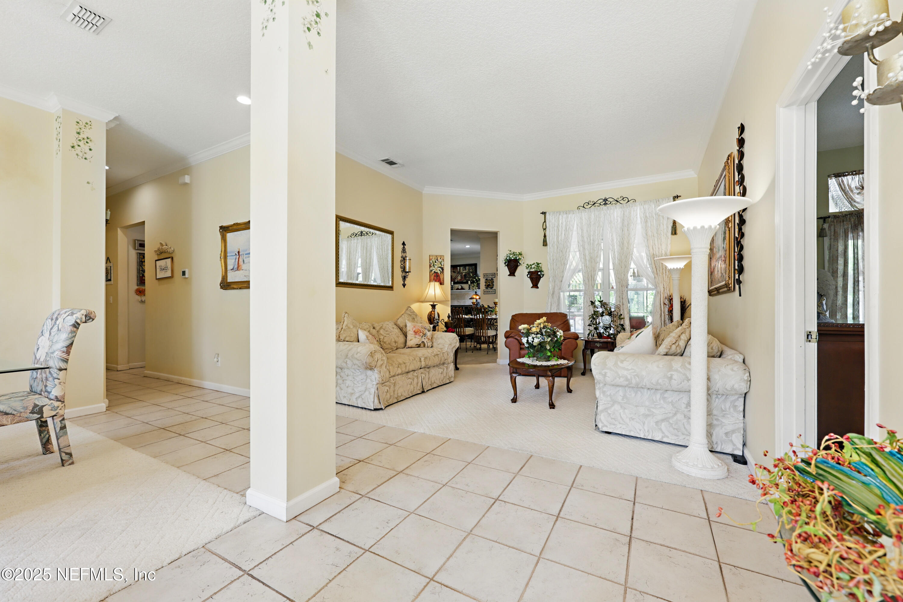 104 TWIN CEDAR Court