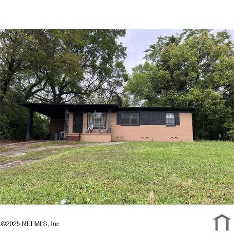 6917 RHODE ISLAND Drive W Jacksonville FL 32209