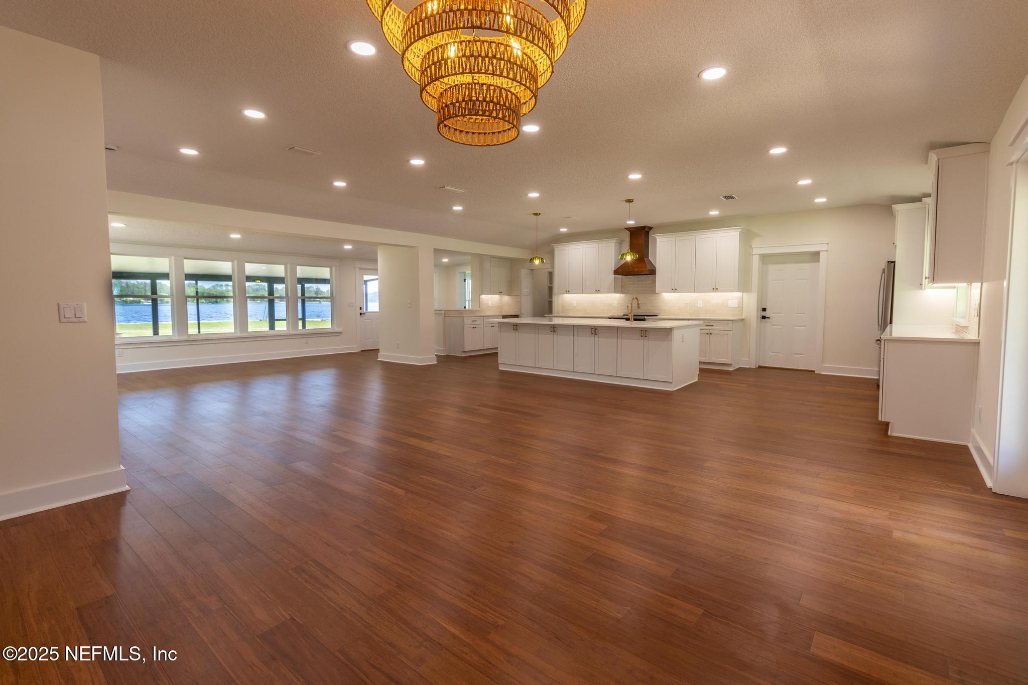 114 EVERGREEN Court