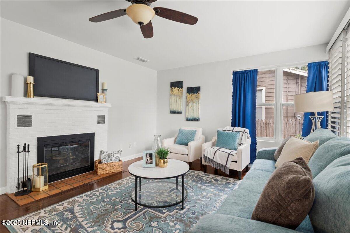 4637 MANCHESTER Road