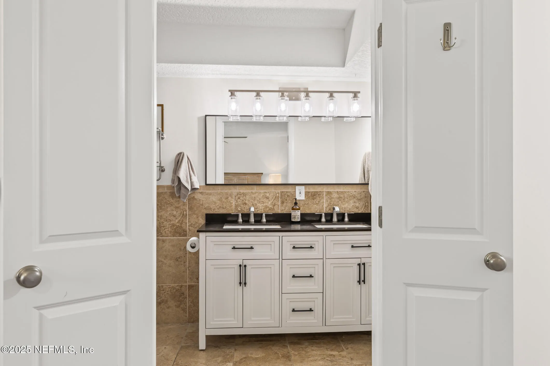 Jacksonville, Florida 32216, United States, 4 Bedrooms Bedrooms, ,3 BathroomsBathrooms,Residential,Pending,188543