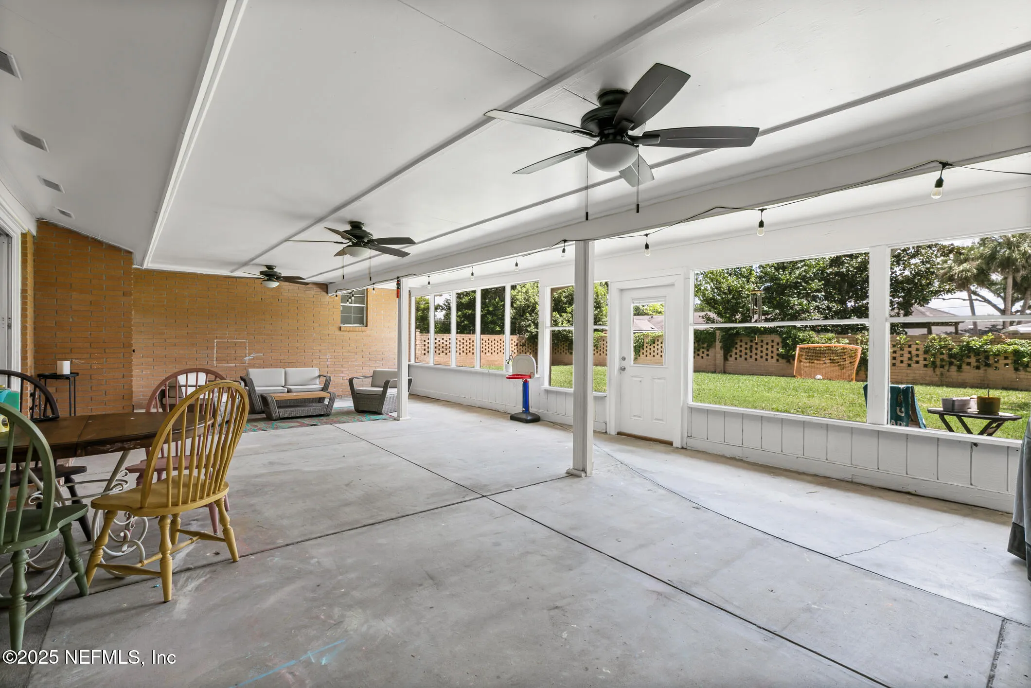 Jacksonville, Florida 32216, United States, 4 Bedrooms Bedrooms, ,3 BathroomsBathrooms,Residential,Pending,188543