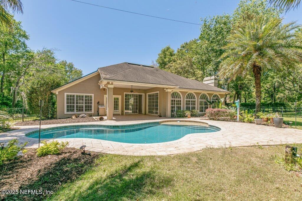 3721 CREEK HOLLOW Lane