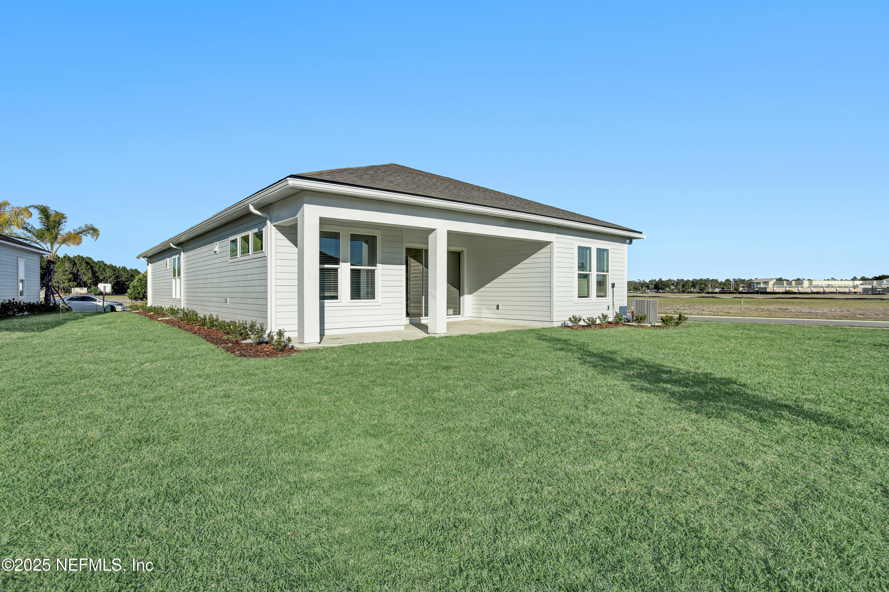 352 APPLEJACK Drive