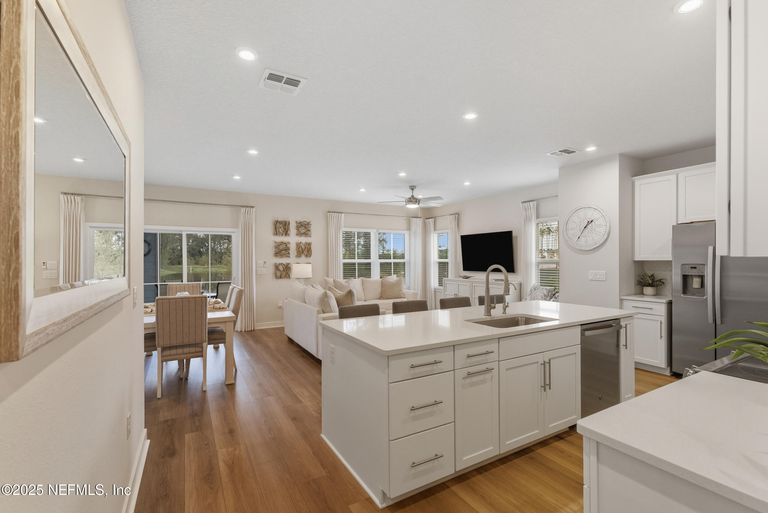 22 YELLOWSTONE Drive