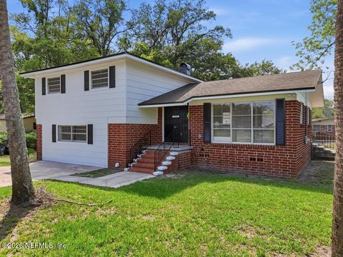 Photo of 7020 RICHARDSON Road, Jacksonville, FL 32209 (MLS # 2144634)