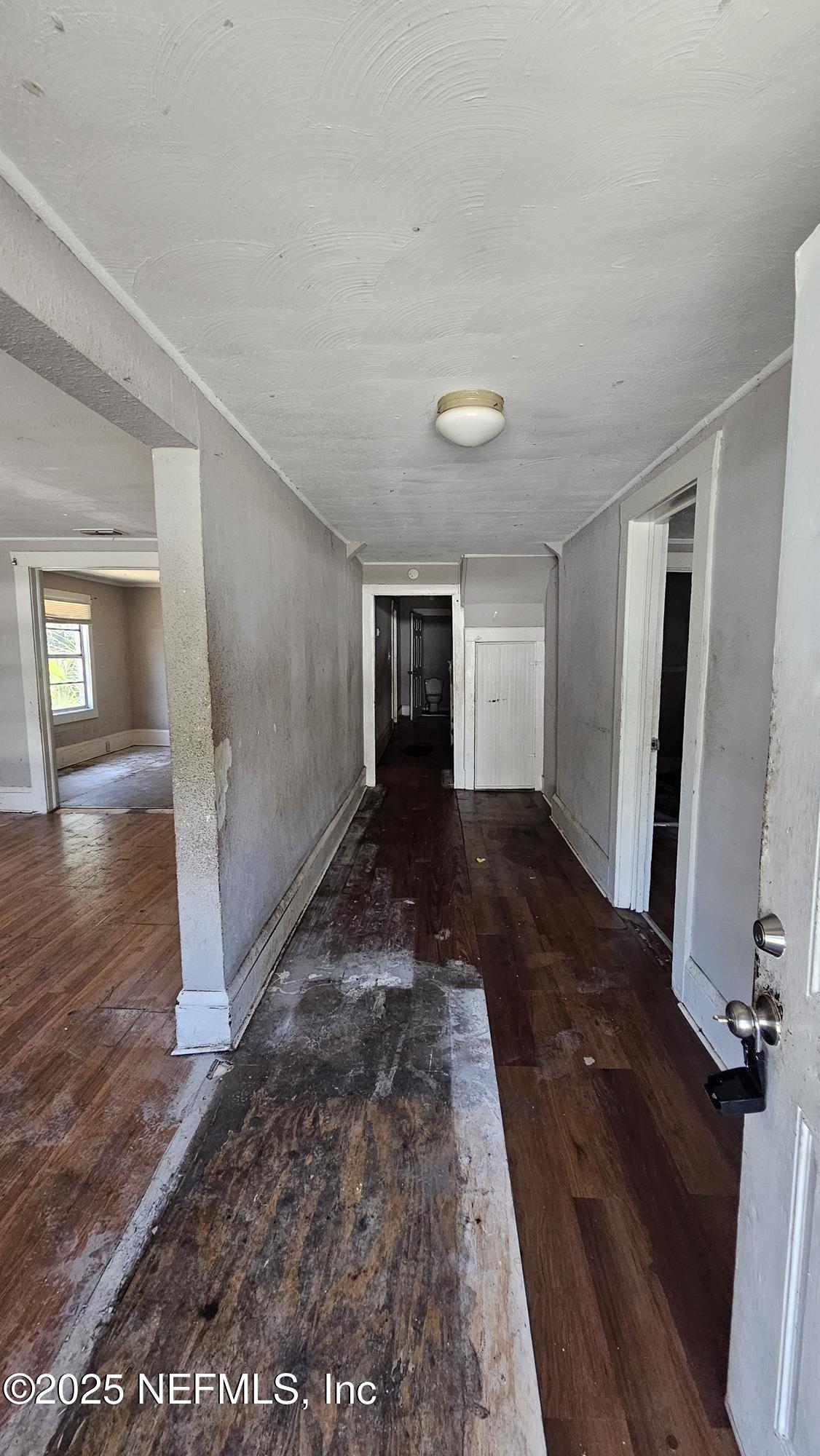 1438 VAN BUREN Street