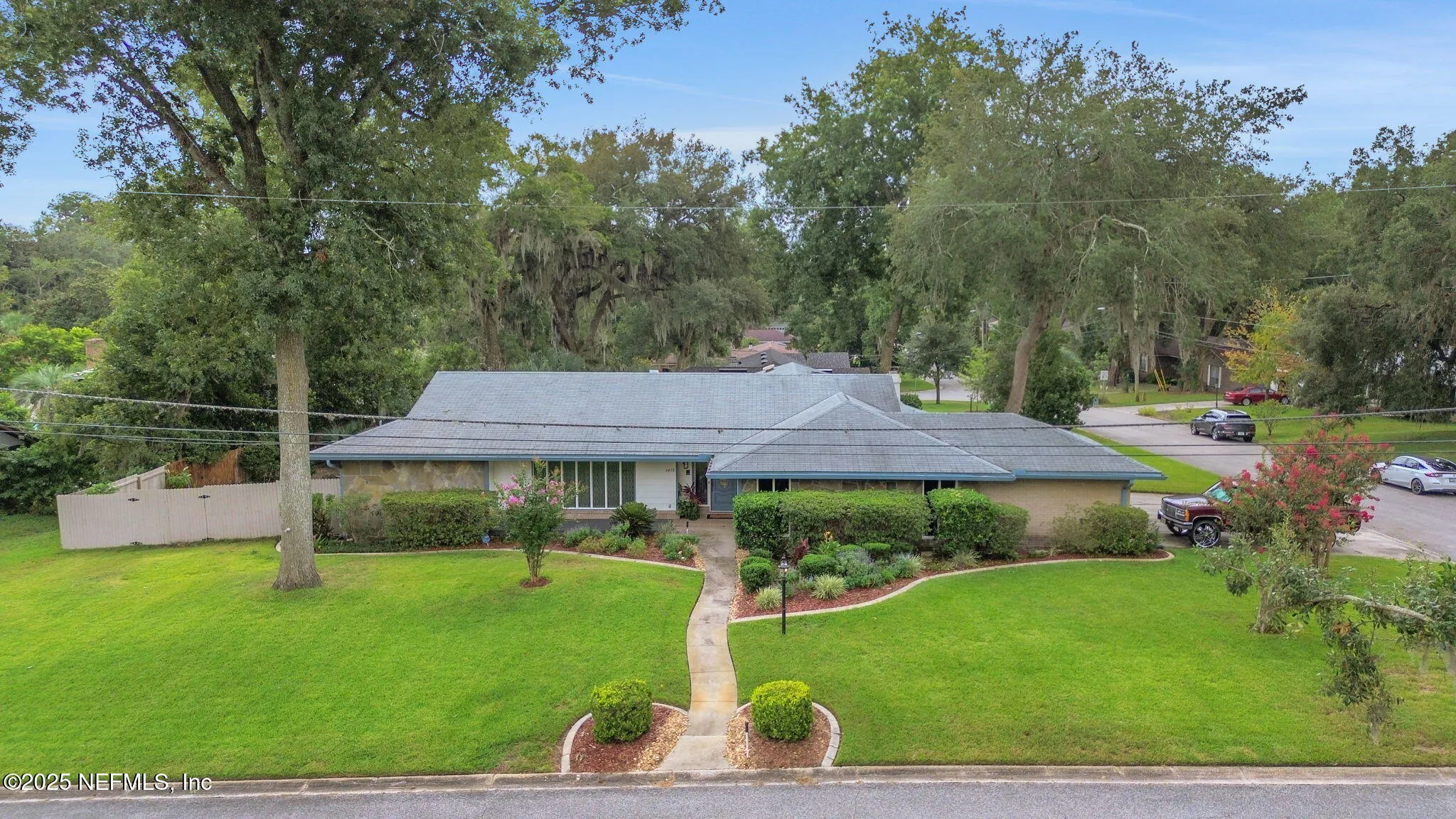 Jacksonville, Florida 32277, United States, 3 Bedrooms Bedrooms, ,3 BathroomsBathrooms,Residential,Pending,207129