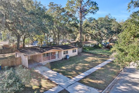 A home in Jacksonville