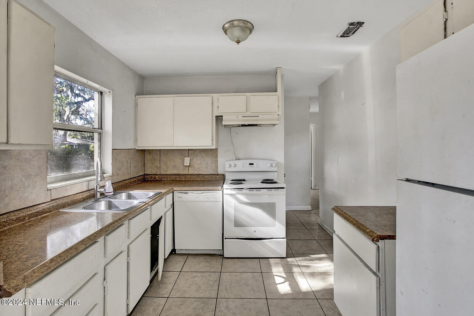 Jacksonville, Florida 32233, United States, 3 Bedrooms Bedrooms, ,2 BathroomsBathrooms,Residential,Pending,26565