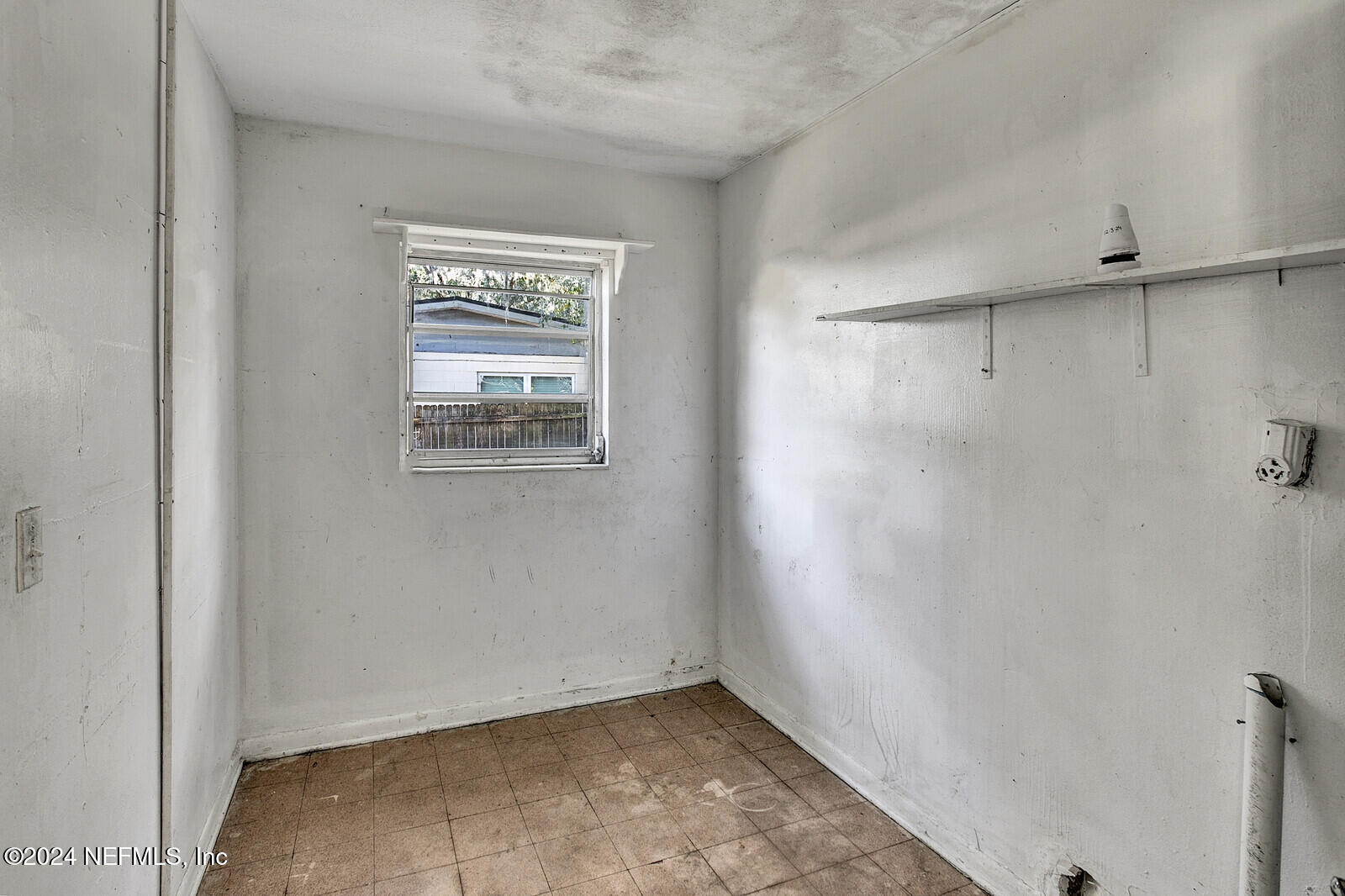 Jacksonville, Florida 32233, United States, 3 Bedrooms Bedrooms, ,2 BathroomsBathrooms,Residential,Pending,26565