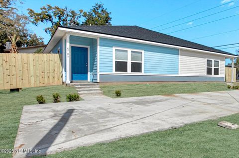 6715, 6717 BAKERSFIELD Drive Jacksonville FL 32210