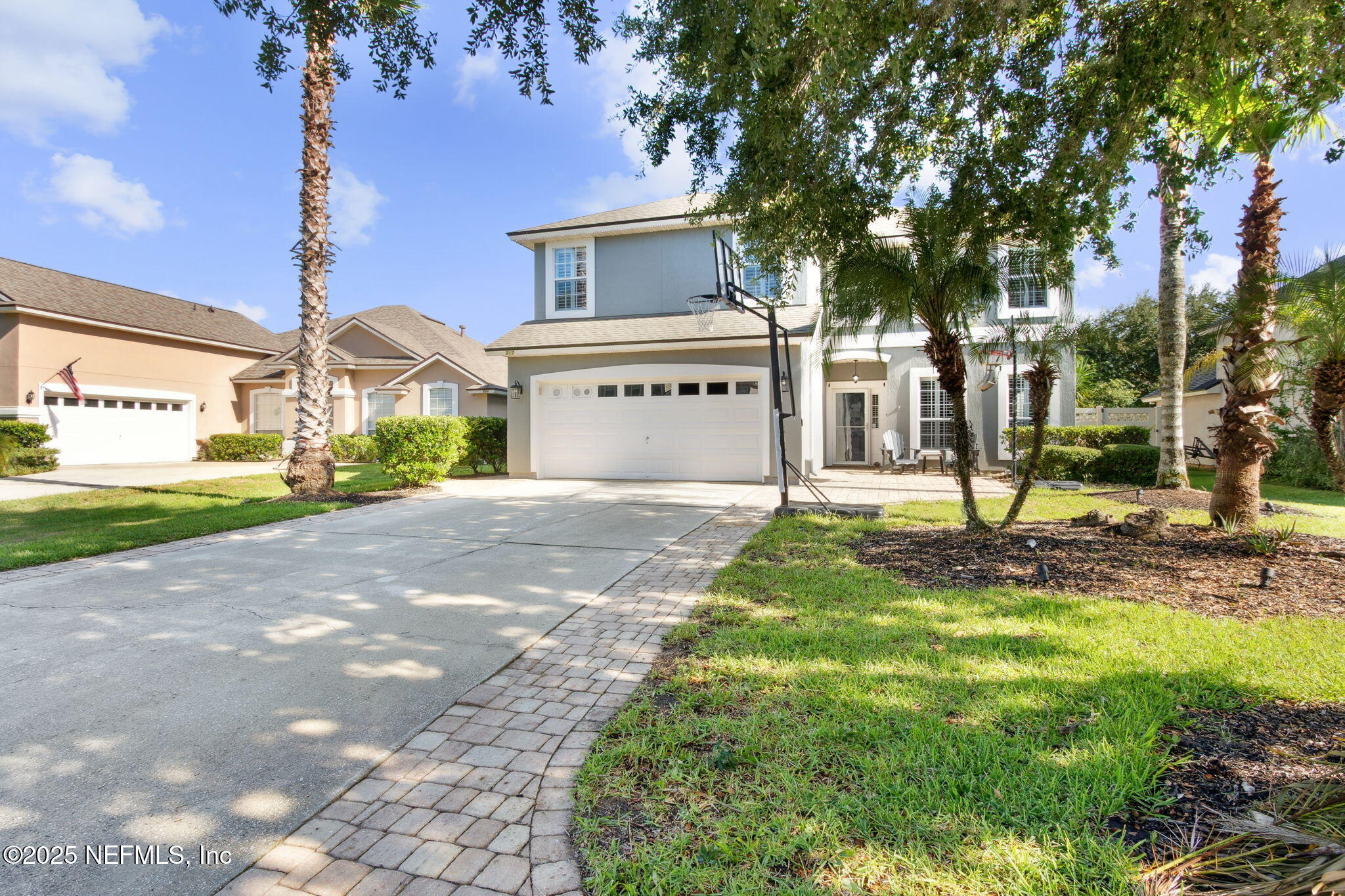 717 FLOWERS Street