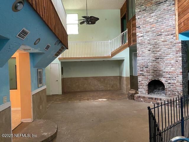 1645 FOREST HILLS Road