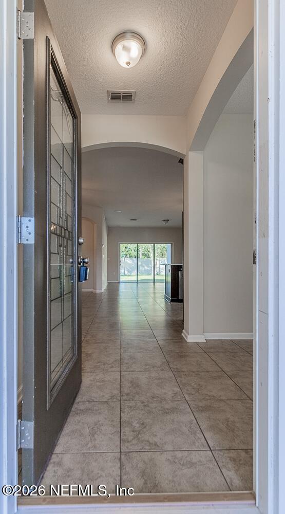 3931 HAMMOCK BLUFF Circle