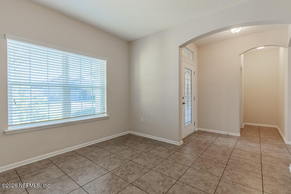 3931 HAMMOCK BLUFF Circle