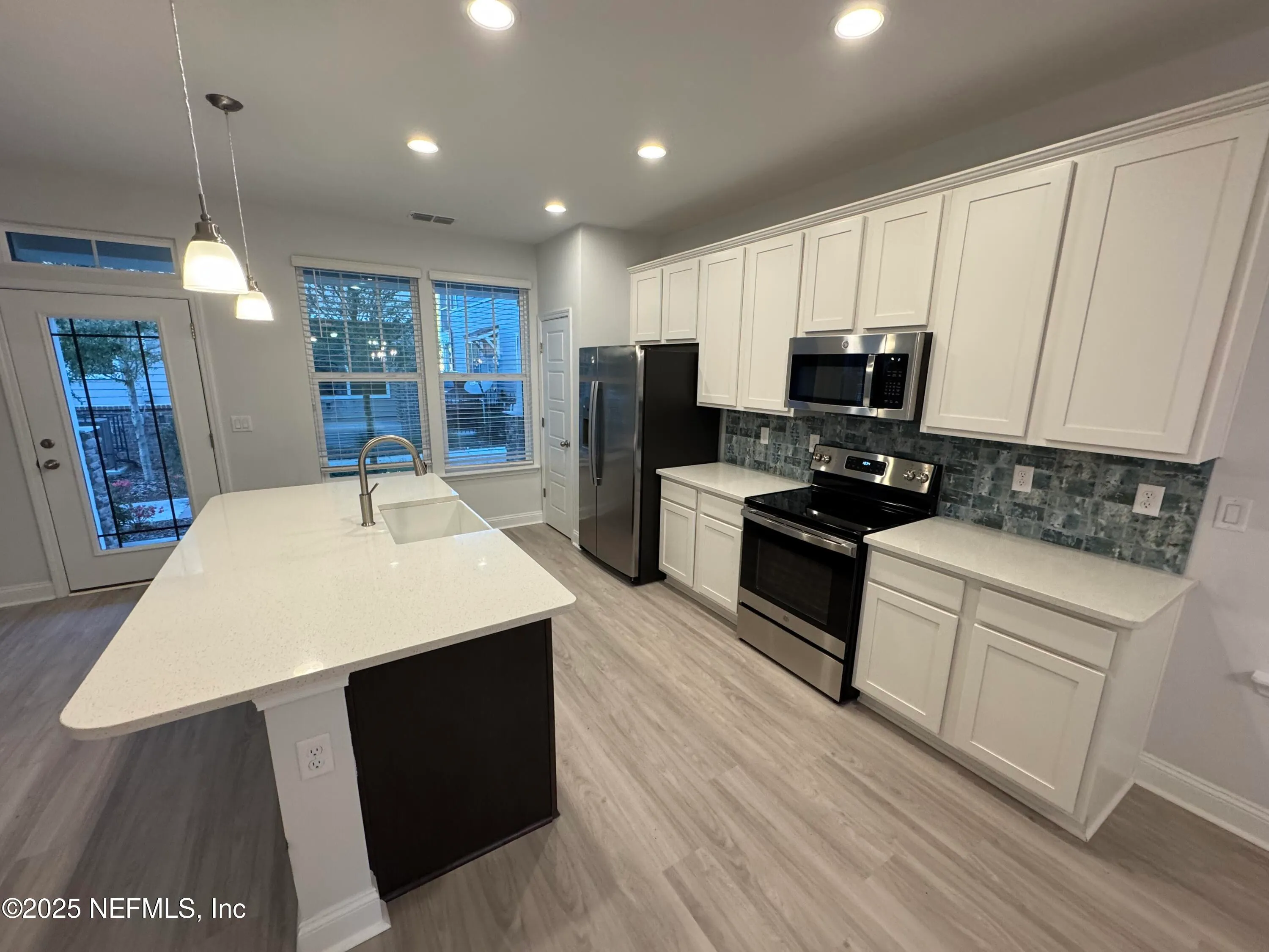 Jacksonville, Florida 32205, United States, 3 Bedrooms Bedrooms, ,3 BathroomsBathrooms,Residential,Active,21089