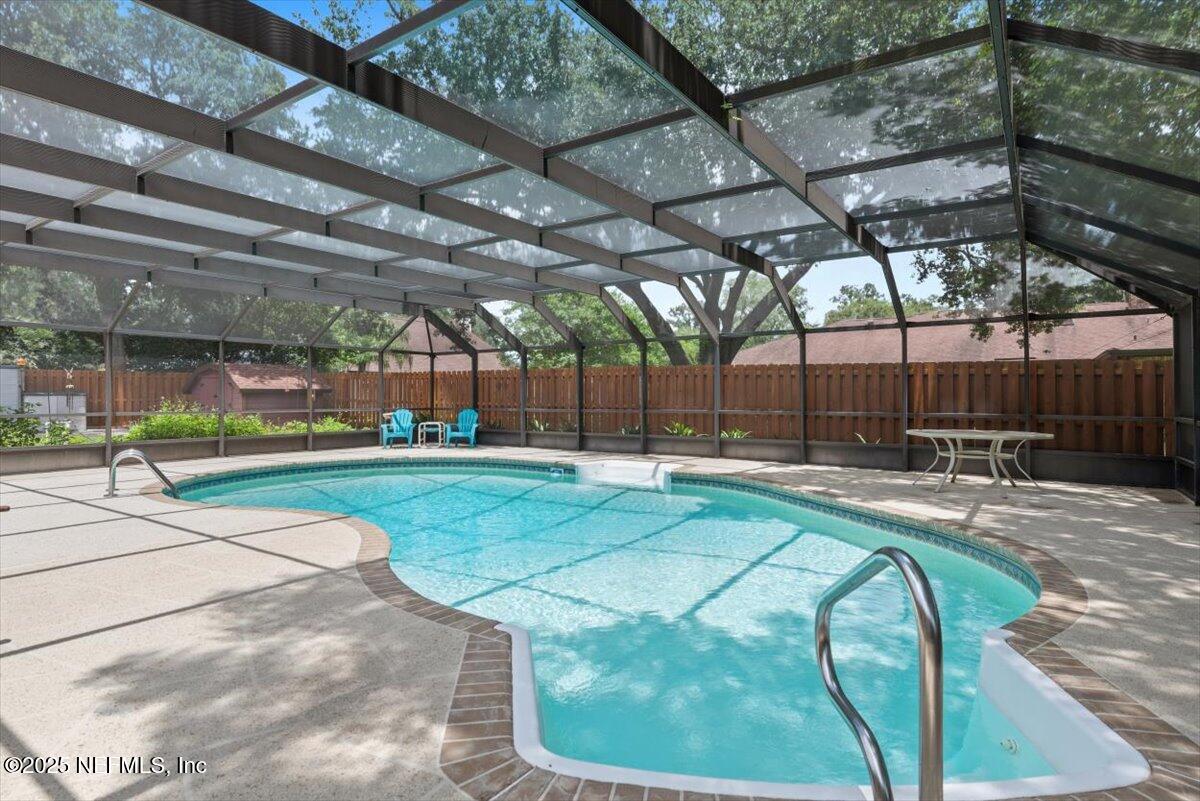 309 DEVONSHIRE Lane