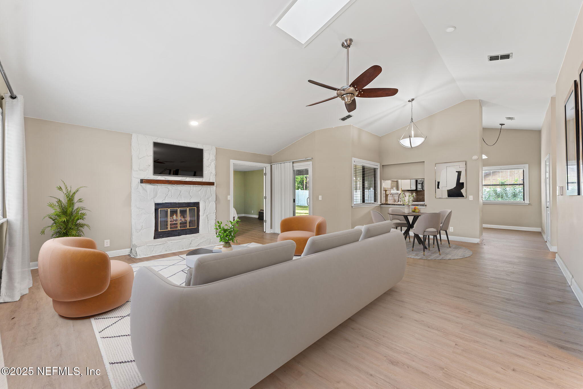 8223 CROSSWIND Court