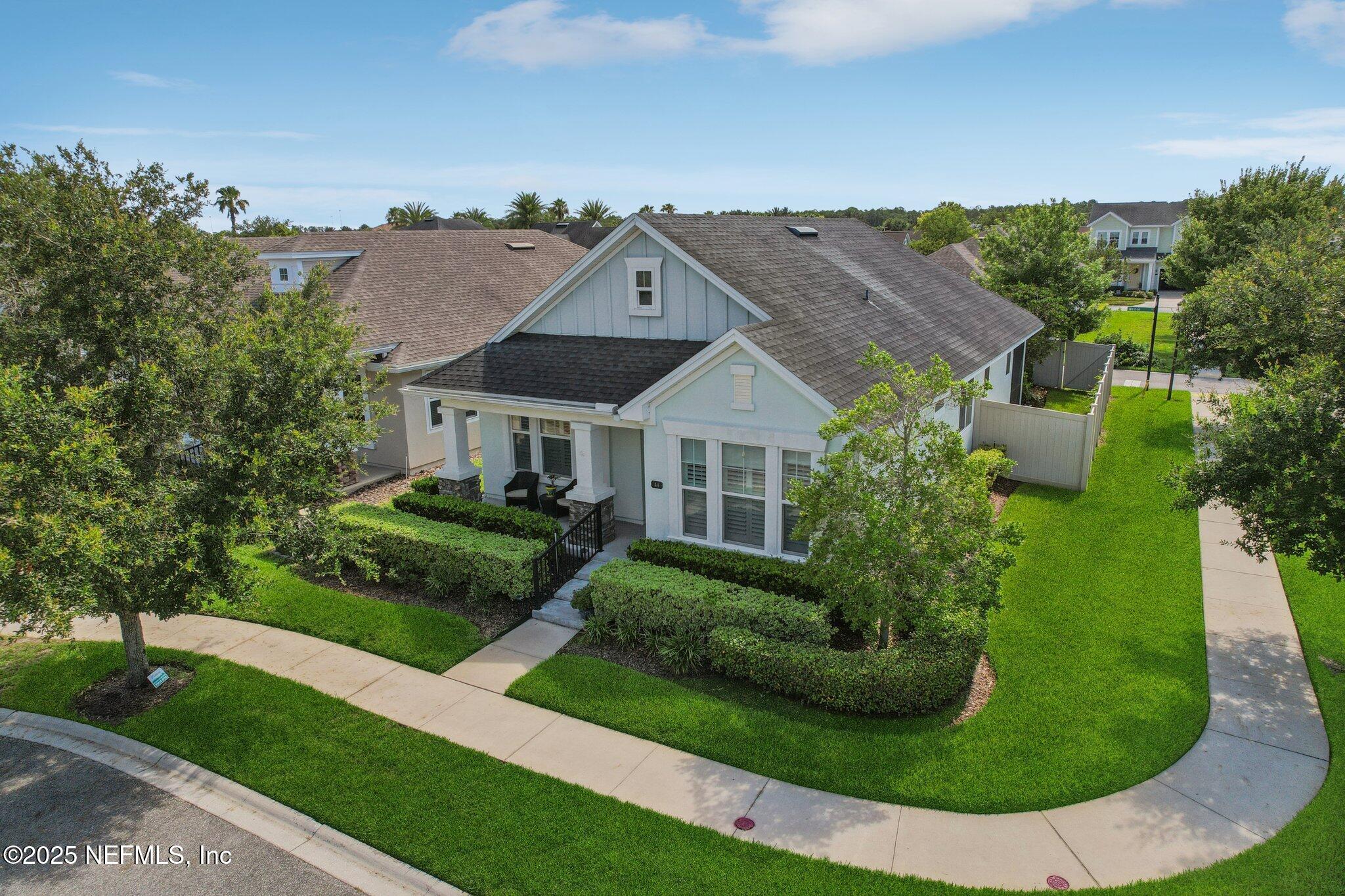 44 WESTON Circle