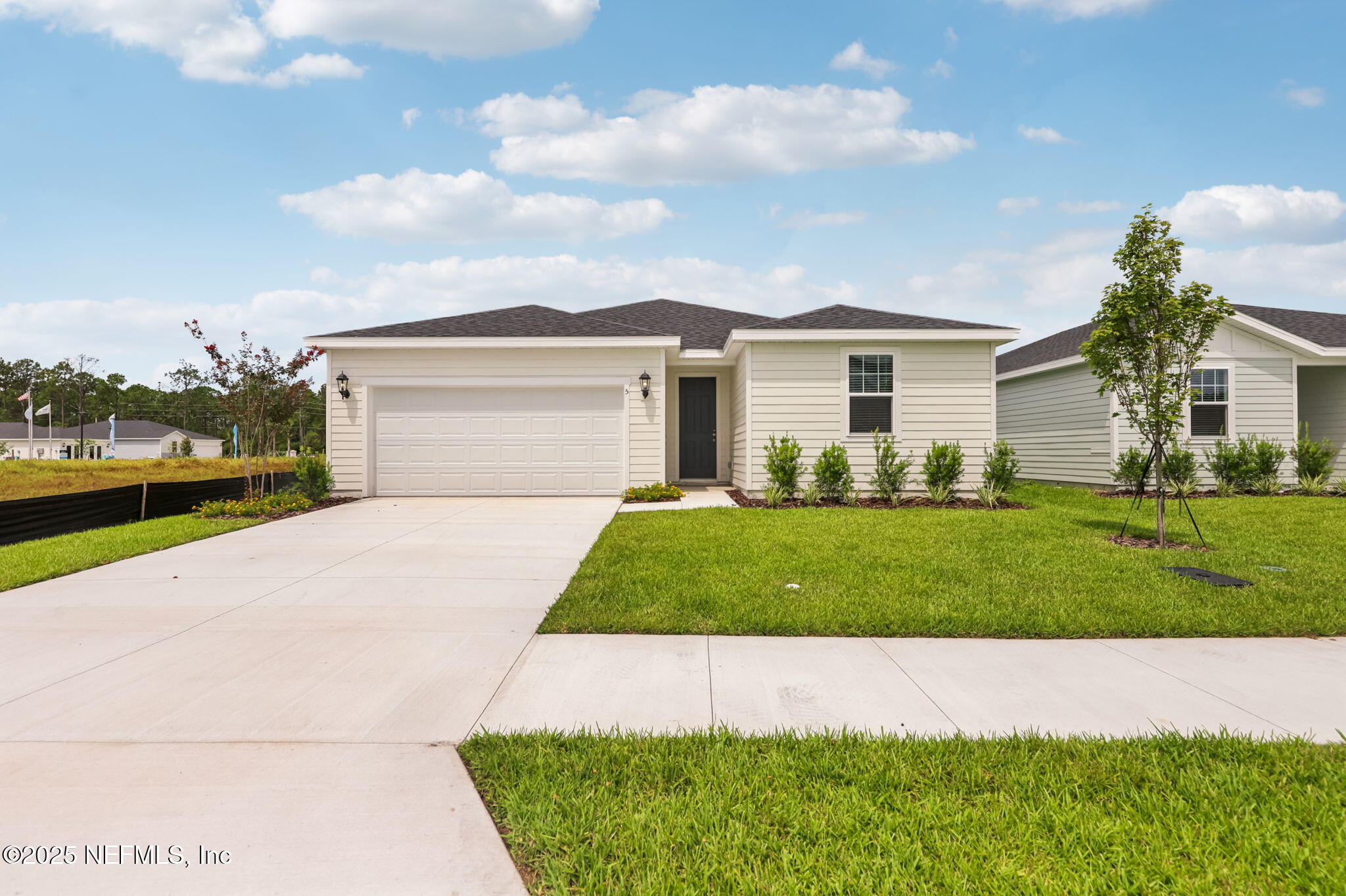 5 WANDERING CREEK Way