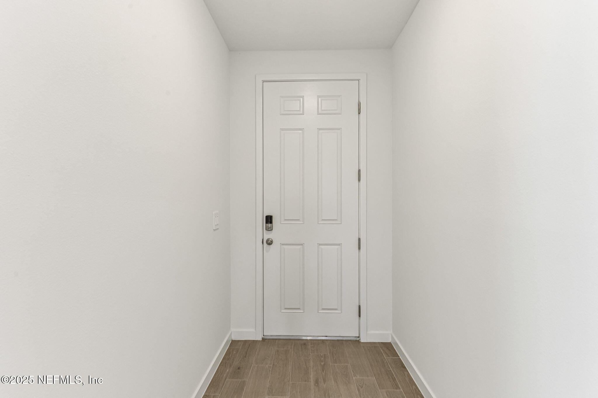 5 WANDERING CREEK Way