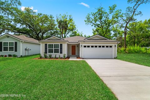 Photo of 9257 WAYNESBORO Avenue, Jacksonville, FL 32208 (MLS # 2143007)