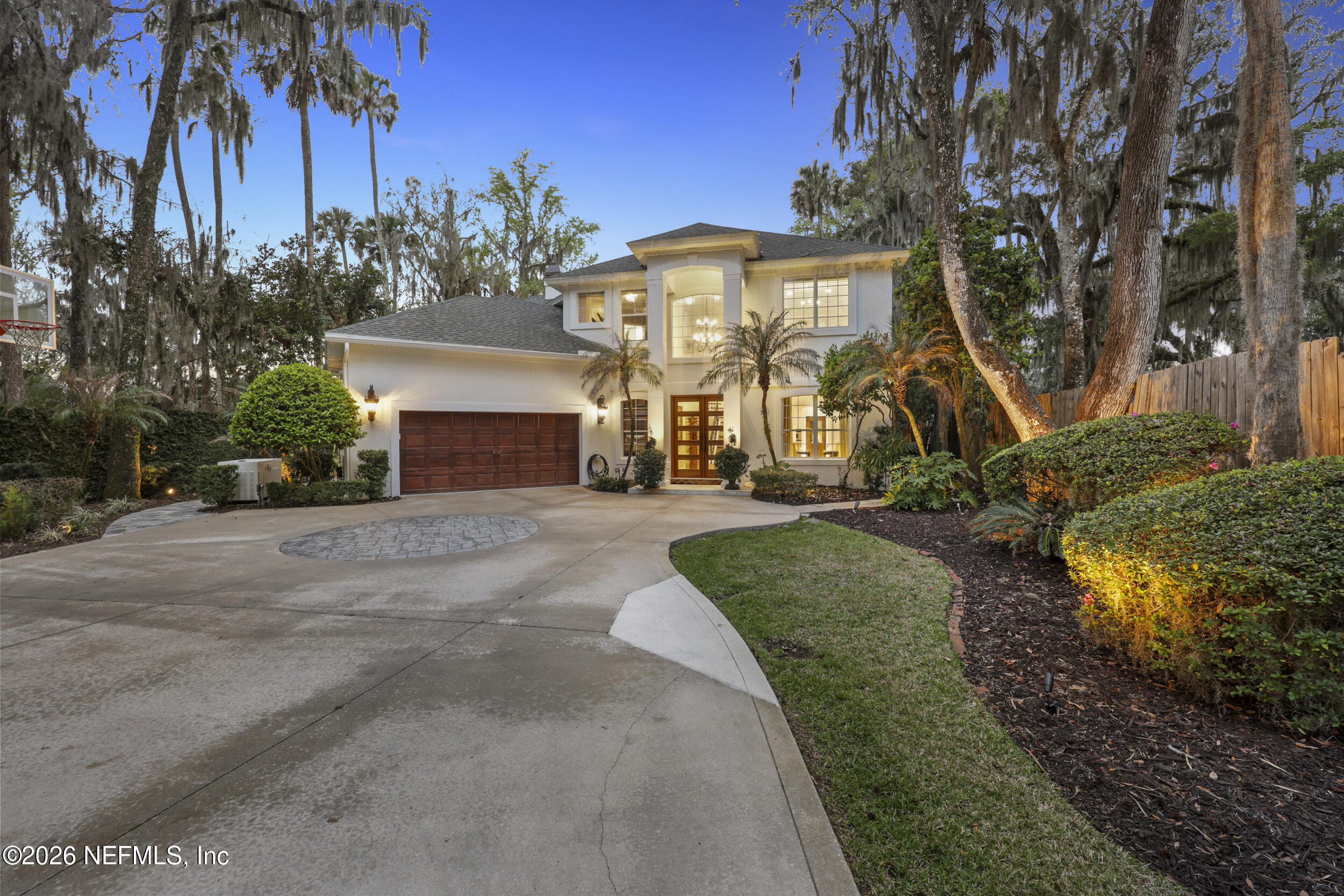 87 ROSCOE Boulevard N